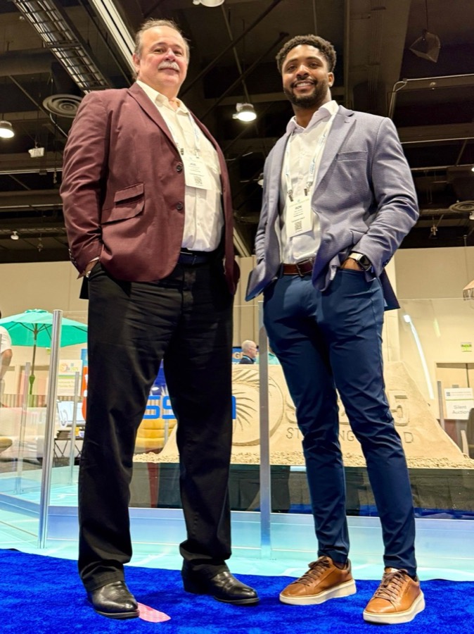 Ron Smith and a TekRecruiter team member at Staffing World 2025 in Orlando